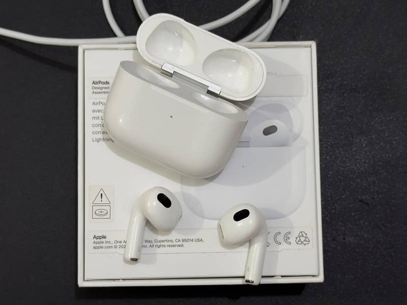 Apple Aipods 3rd Gen 6