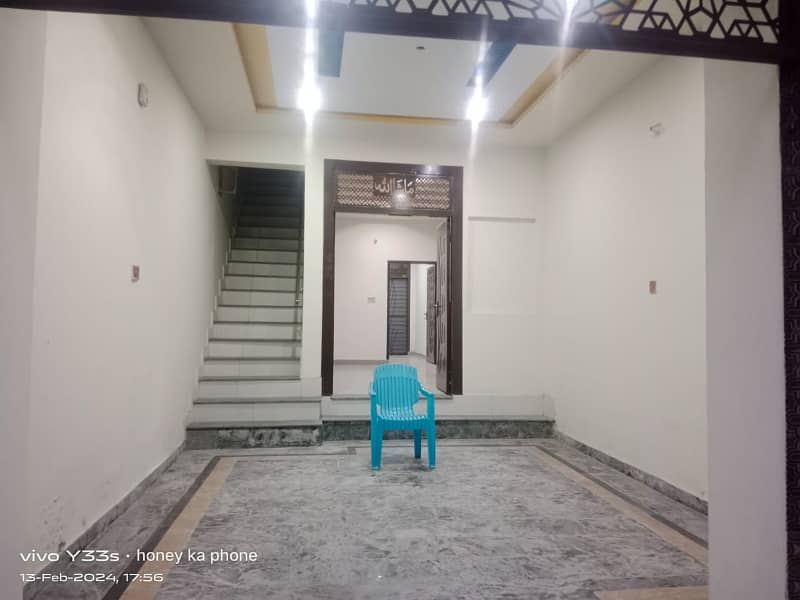 3.5 Marla triple story Brand New in Clifton colony opp wahdet road Lahore 4