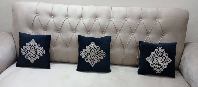 5 seater velvet sofa with cushion/ sofa set 13