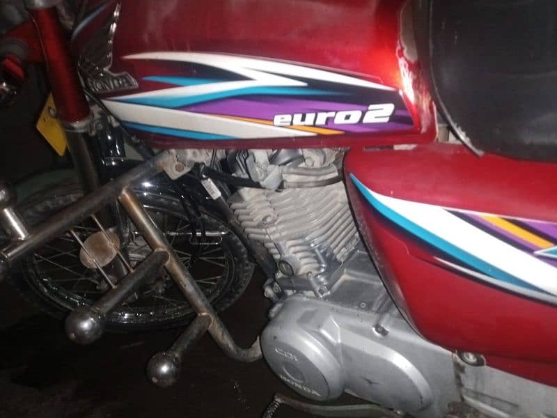 Honda 125 2015 Model for sale 120000 4