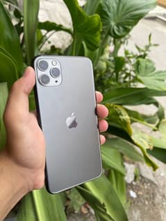 IPHONE 11 PRO MAX • NON PTA • 256 GB