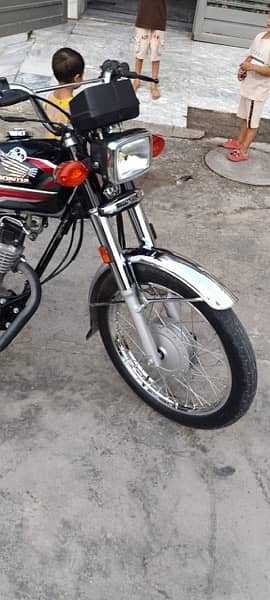 Honda CG125 2024 5