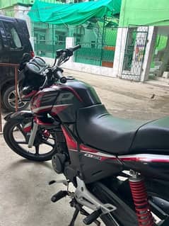 Honda CB 150F only 10000 KM driven