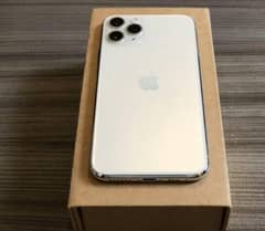 Iphone 11 pro max 10 by 10 condition