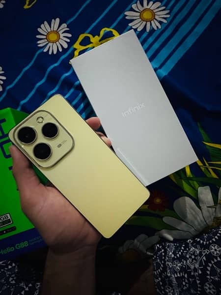 infinix Hot 40 256Gb 2