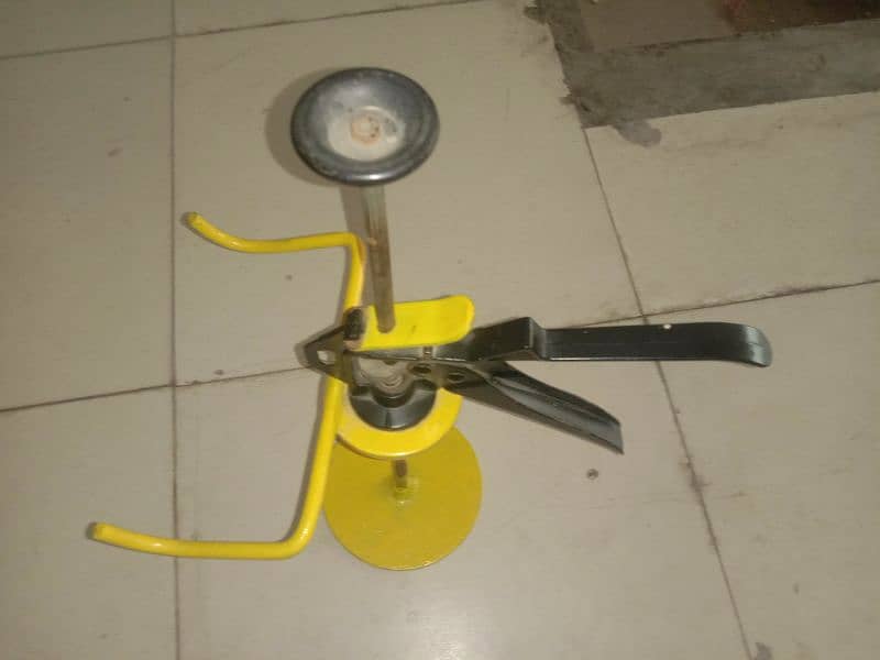 Wheel Alignment and Wheel balance machines 2