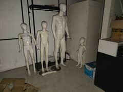 Dummies and Mannequins