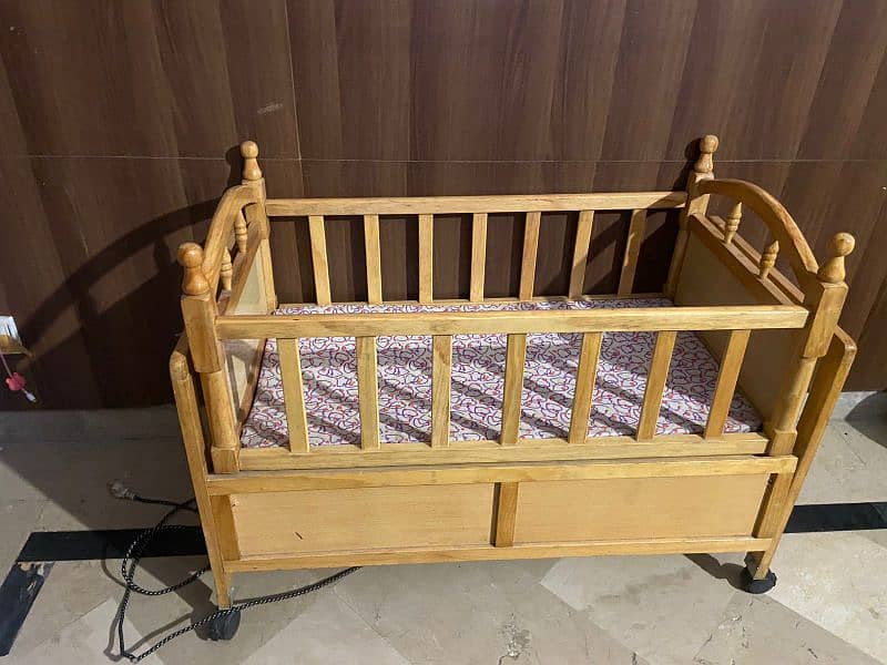 Baby cot without mattress 0