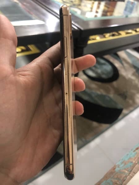 Iphone XS Gold 2