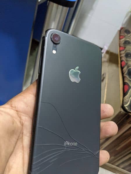 Iphone XR 64GB NON PTA LLA MODEL 1