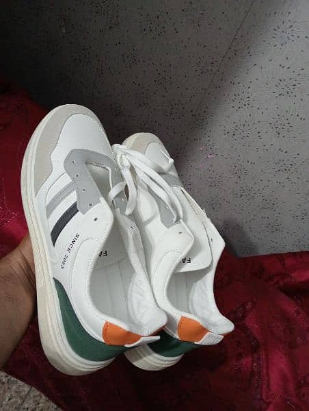 Sneakers Import from Vietnam 5