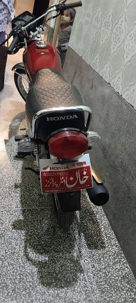 Honda 125 special addition 1