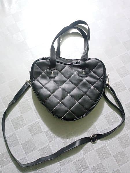 Ladies handbag 3