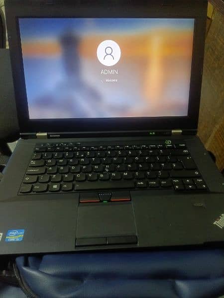 lenovo core i5 condition 10/10 1