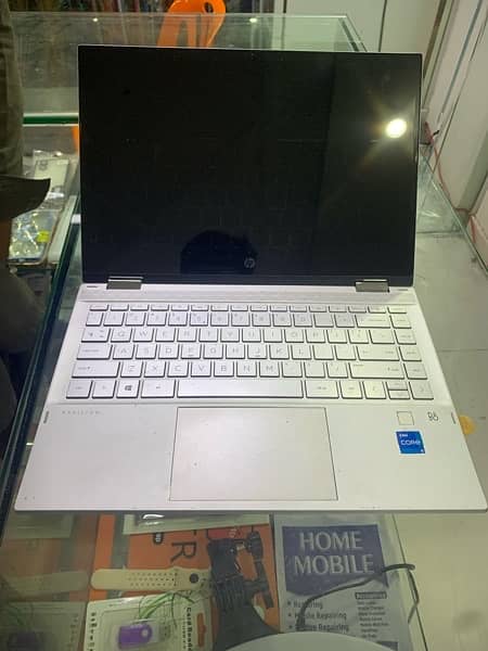 hp laptop 10by10 urgent sale full flip touch bhi h smooth 2