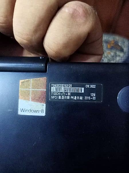 auses laptop in very good condition. tablet laptop 6