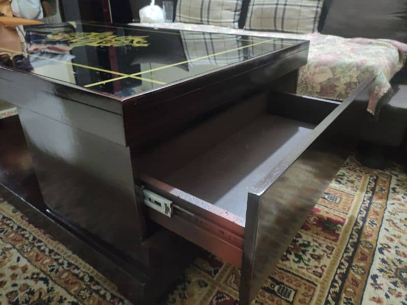 New & Stylish Center Table: Elegant Design and Superior Quality" 2