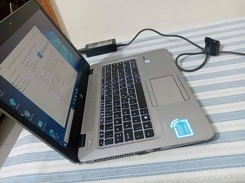 HP Ellitebook 840 g3 10/10 1