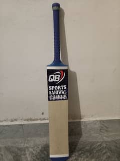 QB Sports bat with Quality Strokes