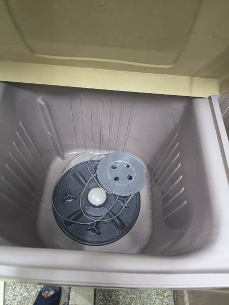 Super Royal Full Size Washer Only Available 1