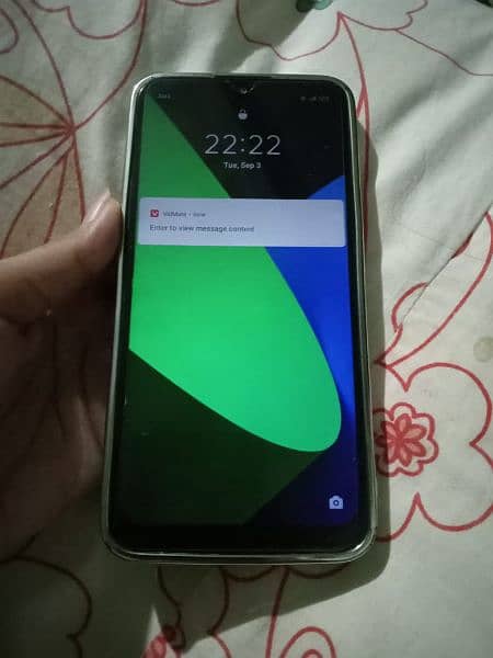 Realme 3 4gb 64gb in good condition with box charger 4