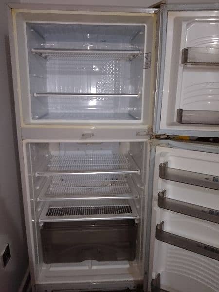 Dawlance refrigerator in medium size 2