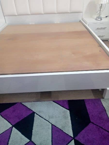 2 beds for sale 4