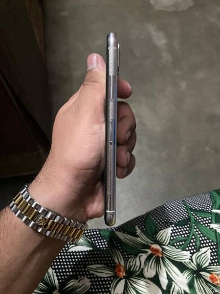 Apple IPhone X 256gb Non Factory unlocke 1