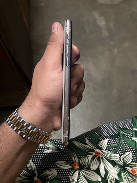 Apple IPhone X 256gb Non Factory unlocke 2