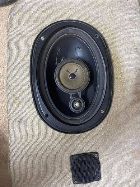 Pioneer Speakers TS-A6905 with 2 tutors 1