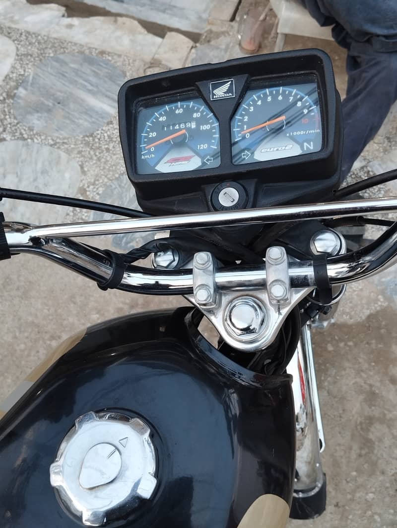 Honda CG 125 2023 4