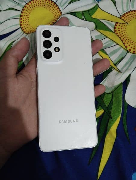 Samsung galaxy A33 5g 8 / 128 . A1 condition like us new with box . 4