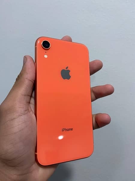 iPhone XR   (03285396837) My whtsp no 2