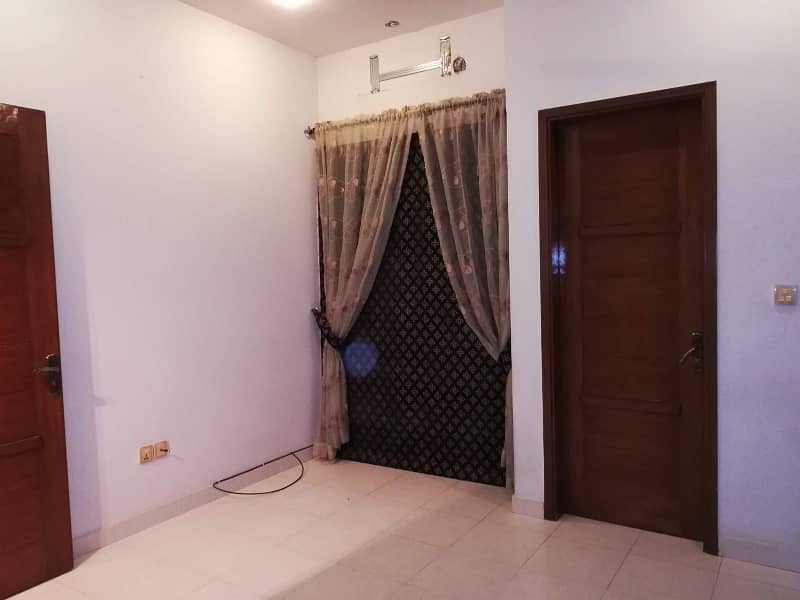 DHA phase 7 100 yards banglow rent 1+3 bed drowning dining 4