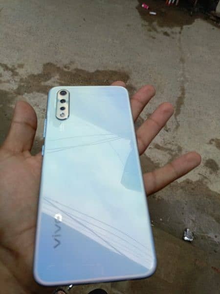 VIVO S1 CONDITION 10/10 4GB RAM 128GB STORGE ALL OK 1