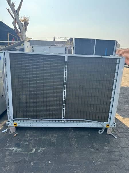 carrier chiller 60ton qty 2 fresh import  model 2019 4