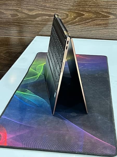 hp spectre X360 core i7 8 Generation 16/512 Touch X360 3