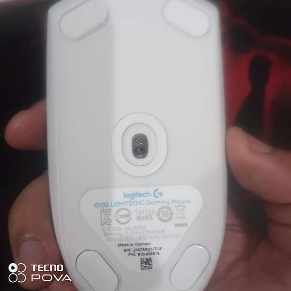 Almost New Logitech G102 lightsync white colour 1