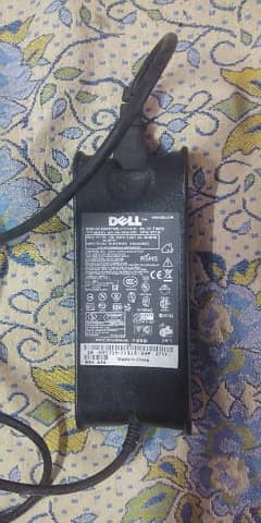 Dell 90w- AC Adapter 0