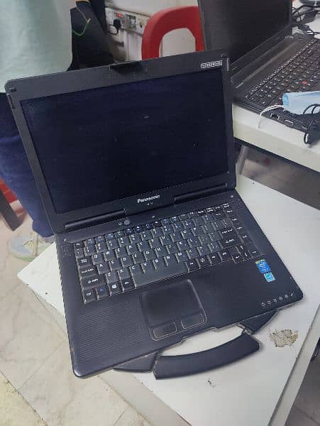 PANASONIC CF53 COREI5 4th Gen 6GB RAM 128SSD 320HDD 0