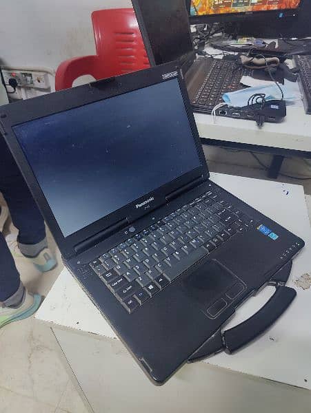 PANASONIC CF53 COREI5 4th Gen 6GB RAM 128SSD 320HDD 3