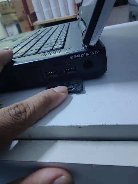 PANASONIC CF53 COREI5 4th Gen 6GB RAM 128SSD 320HDD 13