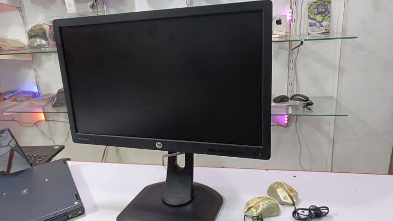 Dell hp led IPS 3