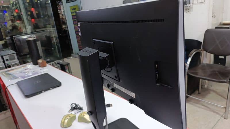 Dell hp led IPS 4