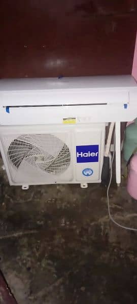 Haier 1. ton non inverter 10/10 geniuain condition compilet Saman K sat 13