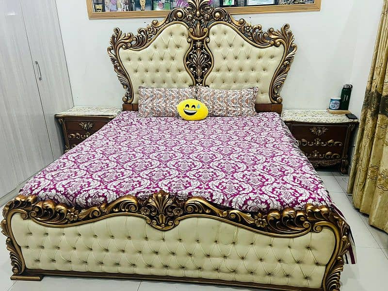 Double bed set with chairs set 3