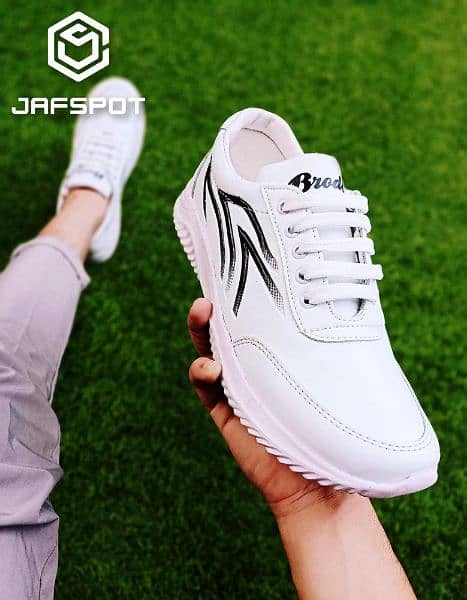 Men's Athletic Running Sneakers - JF019, White with Black Lines 2