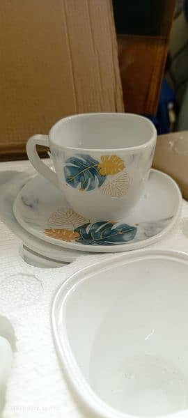 pastel colored dinner set 3