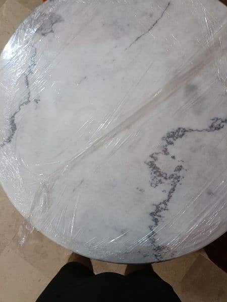 White Marble table with good quality steel pipes borders 6