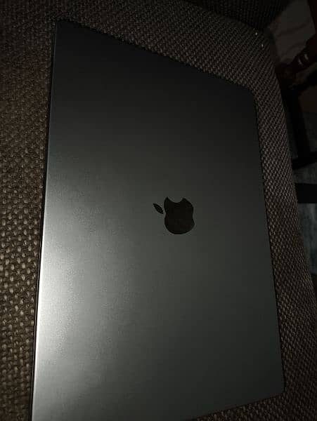 Macbook pro m1 16 inch 1